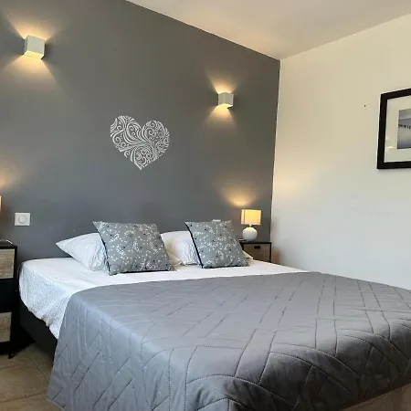 Du Martinet Piscine Privee וילה Le Martinet (Gard)